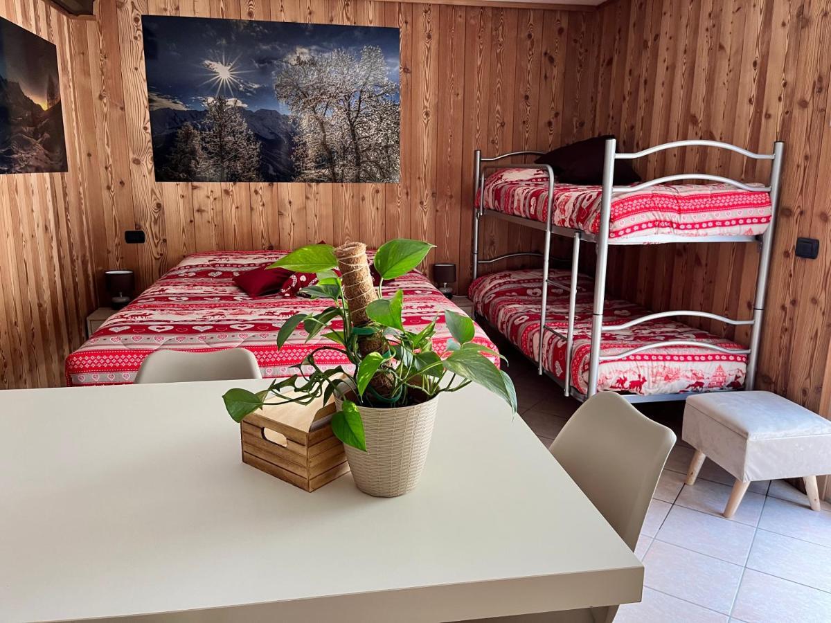 Residenze Vezza - La Corteccia- Lejlighed Vezza dʼOglio Eksteriør billede